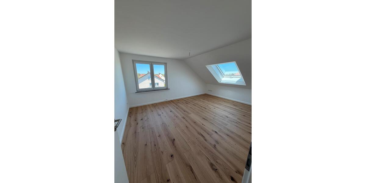 Dachgeschoßwohnung Detmold Hiddesen - 2 Zimmer, 59 m&sup2;, 944&euro; | Angebot:26367909