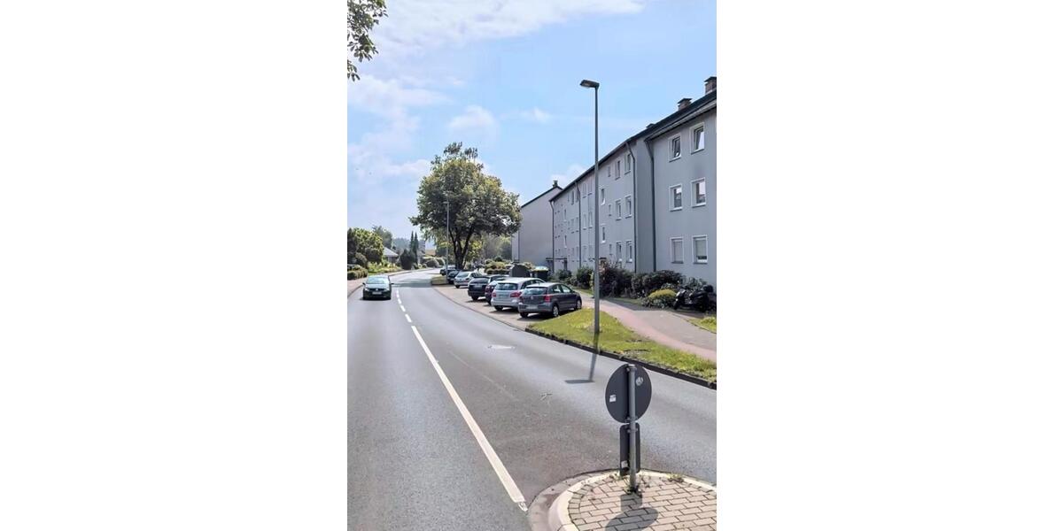 Helle 3ZKBB 67qm Wohnung mit Buche-Parkett und 2 Keller 3 zimmer