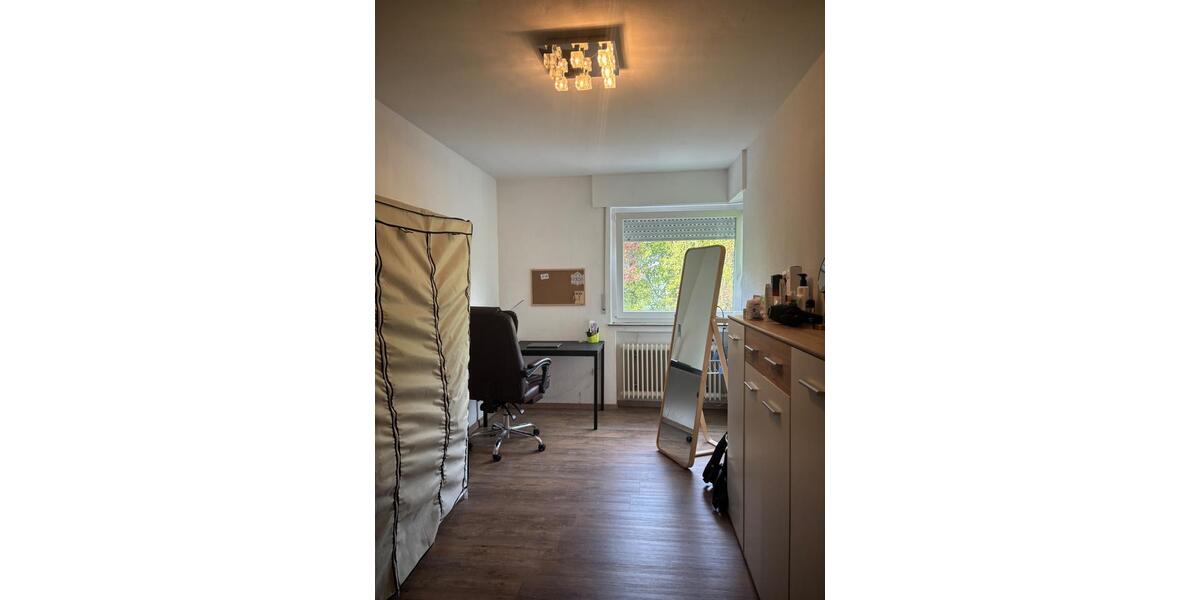 Etagenwohnung Detmold Hiddesen - 3 Zimmer, 69 m&sup2;, 600&euro; | Angebot:26327032