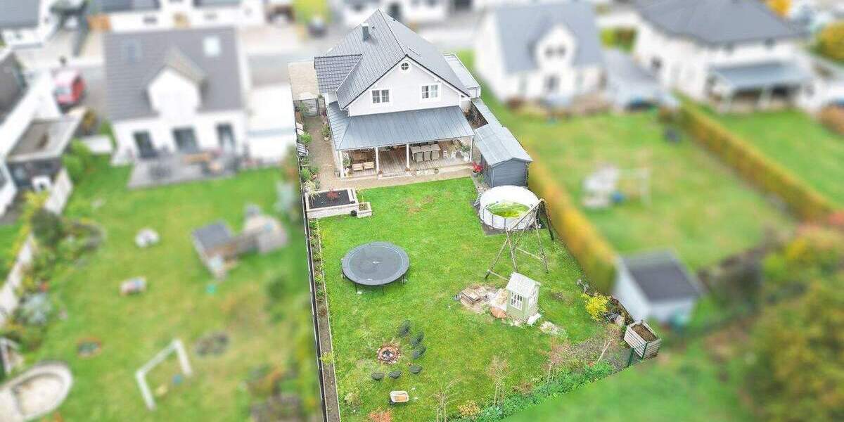 Einfamilienhaus Bad Salzuflen Holzhausen - 6 Zimmer, 203 m&sup2;, 550.000&euro; | Angebot:25686188