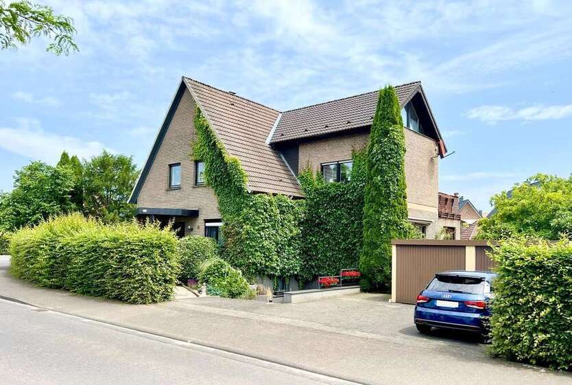 Haus zum Kaufen in Steinhagen 450.000 € 194 m²