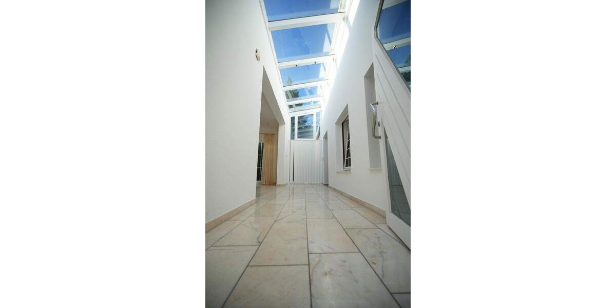 Einfamilienhaus Bad Salzuflen Innenstadt - 3 Zimmer, 135 m&sup2;, 1.390&euro; | Angebot:25539064