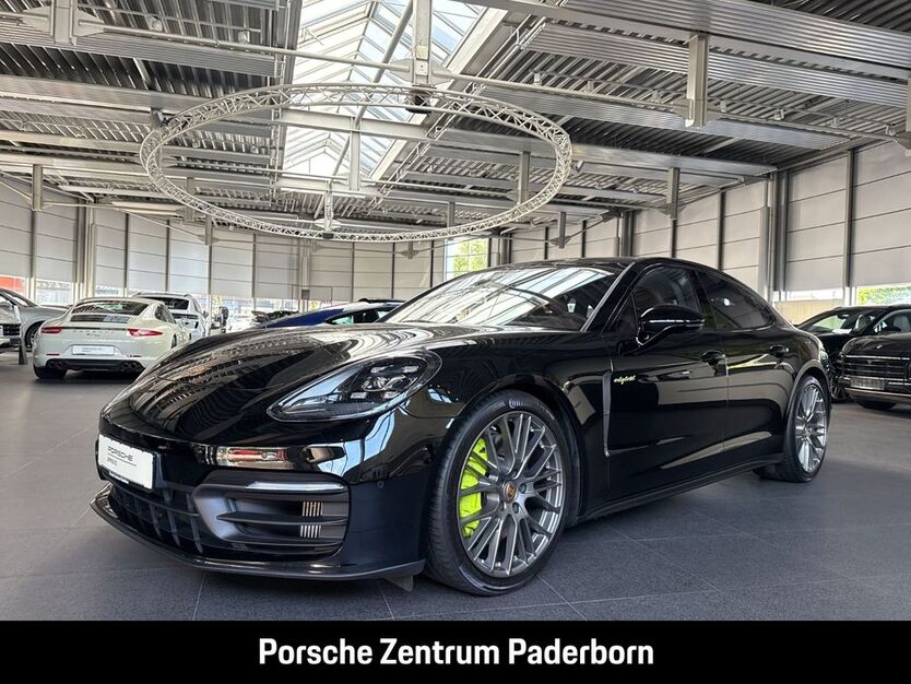 Porsche Panamera 29.750 km 98.890 € Paderborn 33100
