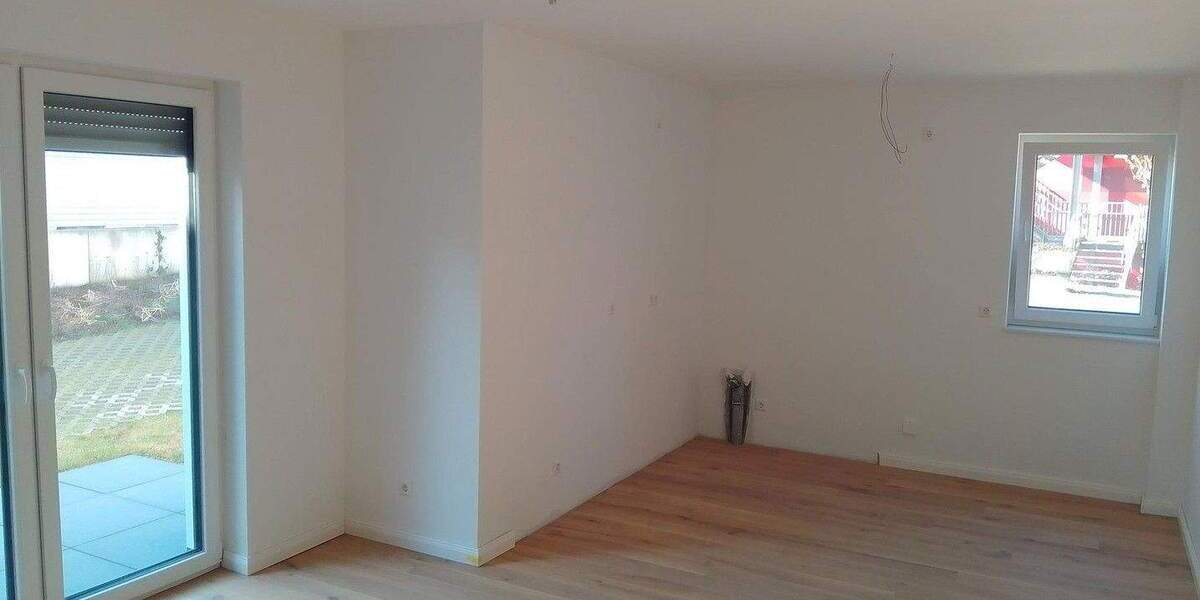 Etagenwohnung Schloß Holte-Stukenbrock Stukenbrock - 2 Zimmer, 66 m&sup2;, 279.500&euro; | Angebot:25806702
