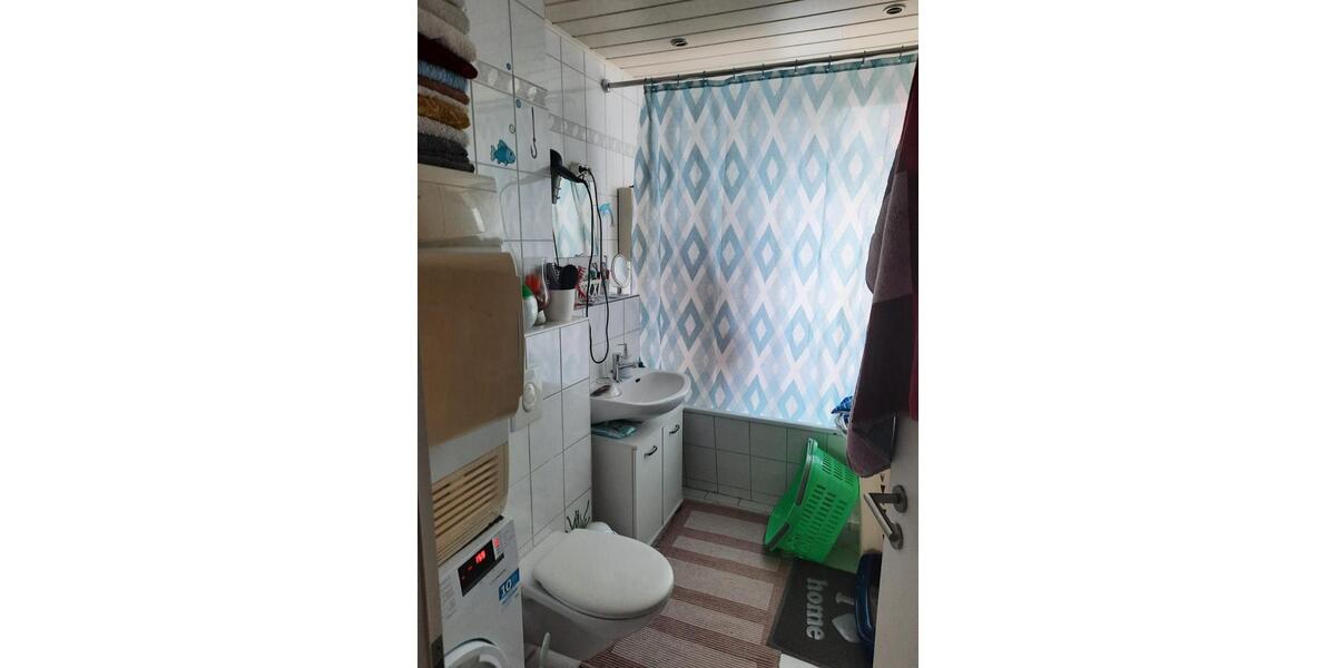 Große 6-Zimmer-Maisonetten-Wohnung mit Stellplatz, Balkon und Kel 6 zimmer