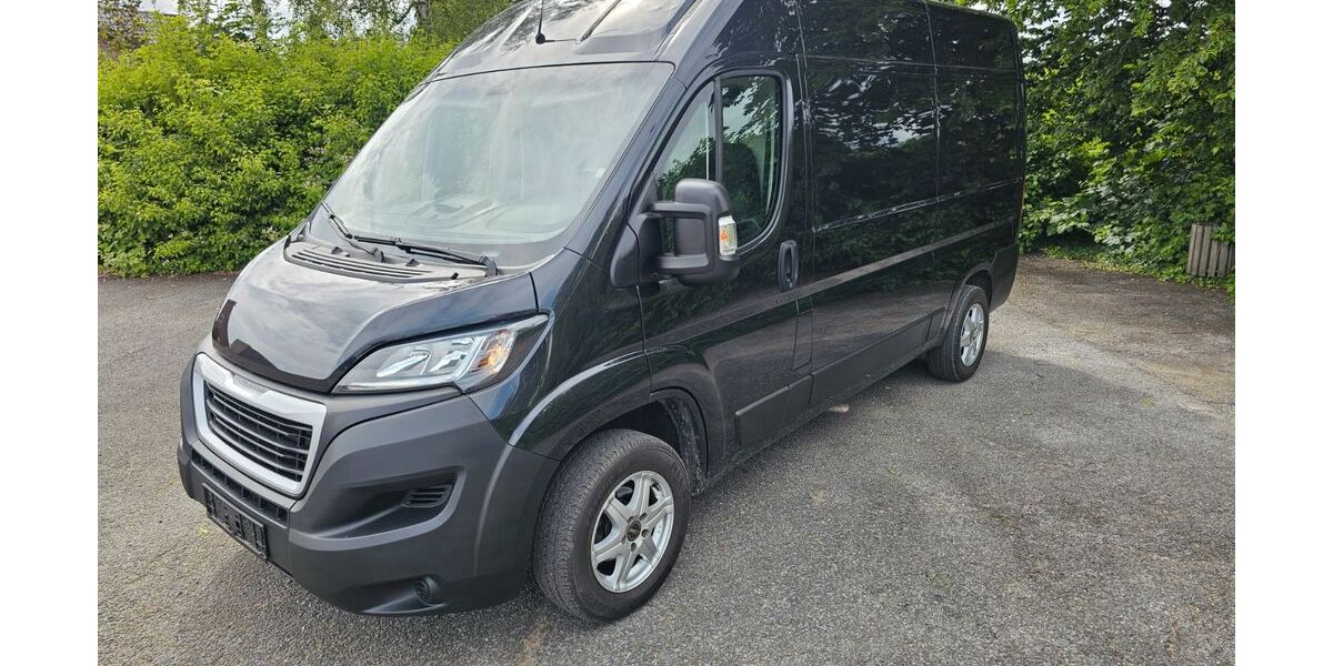 Peugeot Boxer 109.720 km 14.400 &euro; Hiddenhausen 32130
