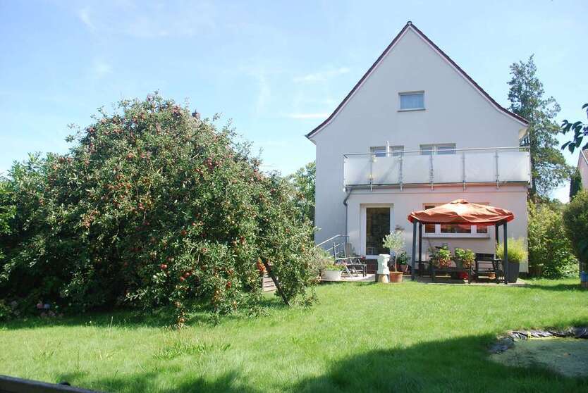 Haus zum Kaufen in Bielefeld 875.000 € 252 m²