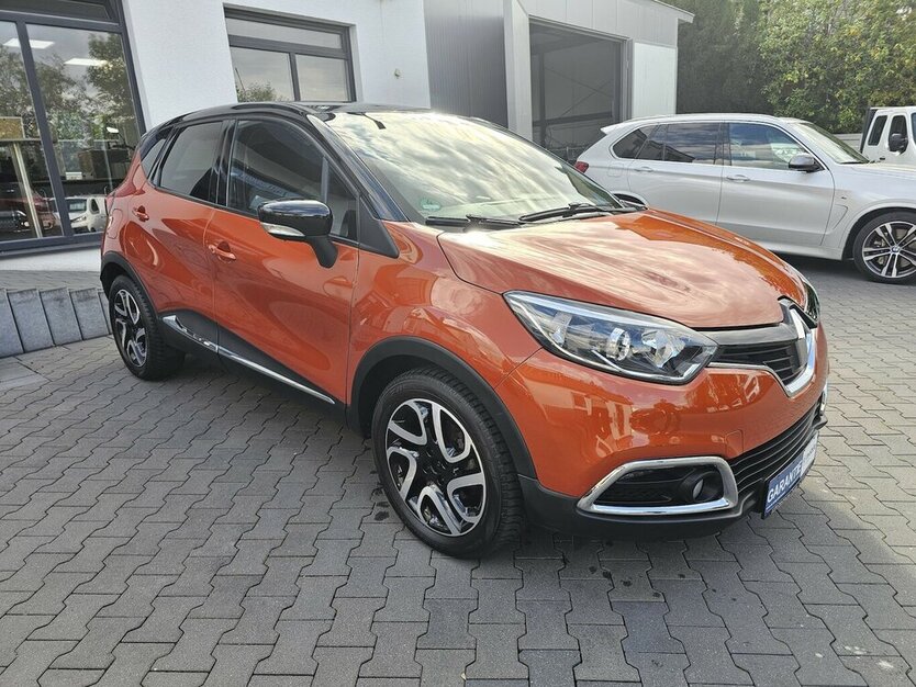 Renault Captur 1.2 TCe Luxe AUTOMATIK NAVI KAMERA 108.635 km 10.790 € Löhne 32584