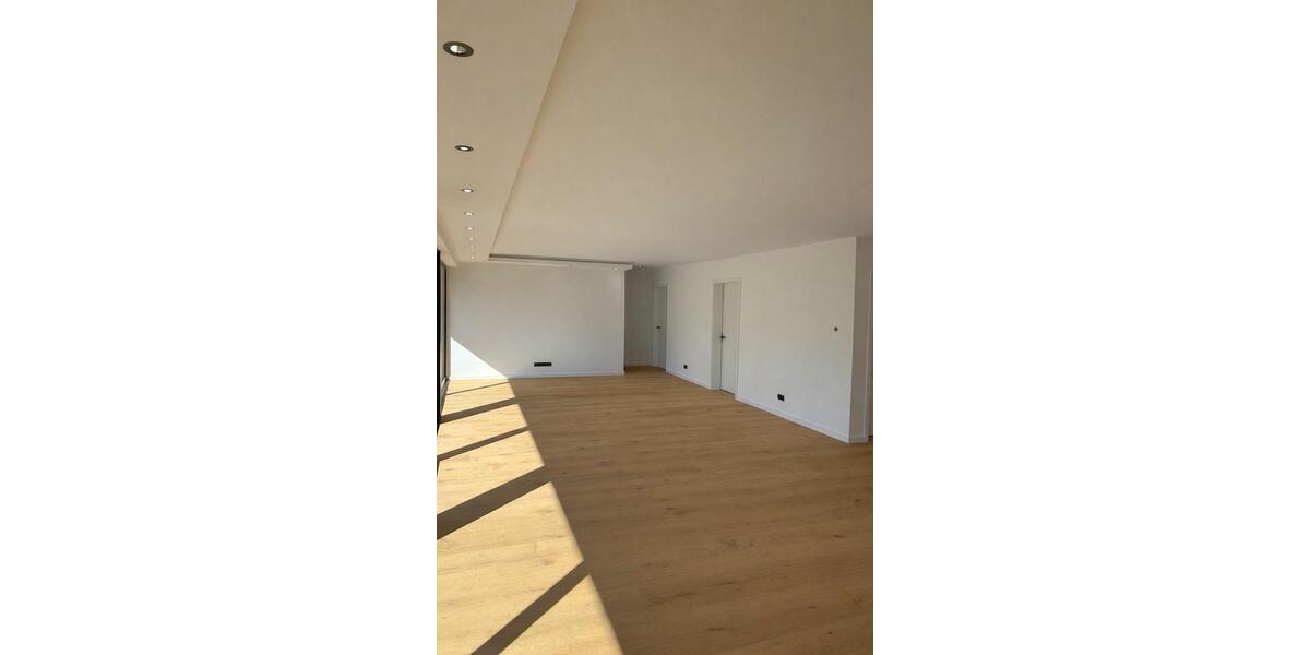 Erdgeschoßwohnung Detmold Hiddesen - 3 Zimmer, 137 m&sup2;, 499.000&euro; | Angebot:26852863