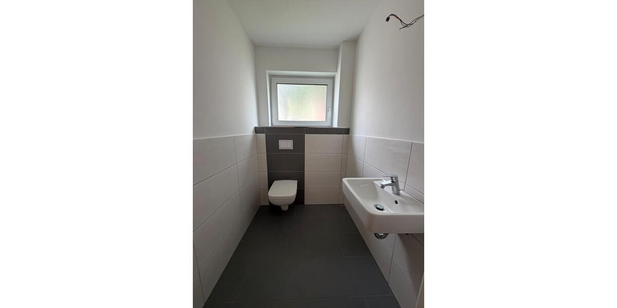 Erdgeschoßwohnung Bad Oeynhausen - 3 Zimmer, 96 m&sup2;, 1.400&euro; | Angebot:26226609