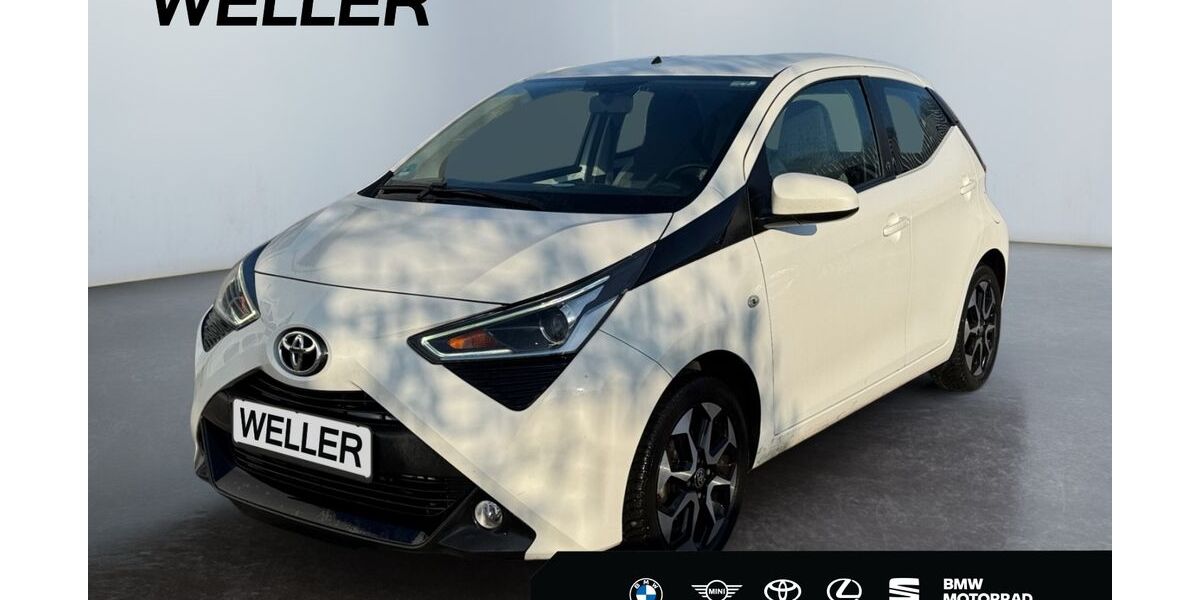 Toyota Aygo (X) 47.695 km 12.890 &euro; Bielefeld 33609
