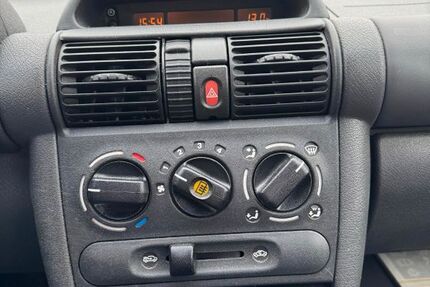 Opel Corsa 100.006 km 1.000 &euro; Bielefeld 33699