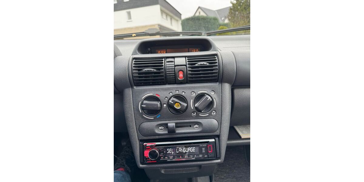 Opel Corsa 100.006 km 1.000 &euro; Bielefeld 33699