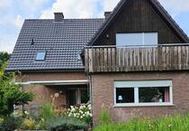 Ein-Zweifamilien oder Mehrgenerationen Wohnhaus