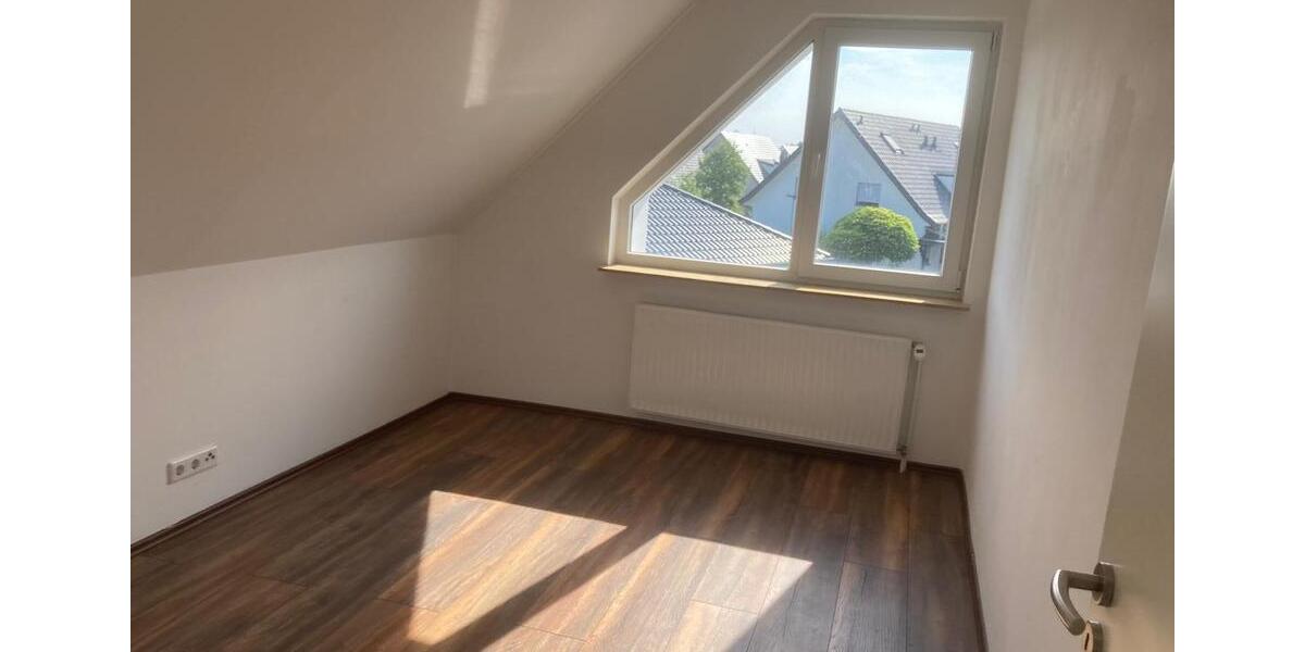 Einfamilienhaus Halle - 7 Zimmer, 157 m&sup2;, 419.000&euro; | Angebot:27167038