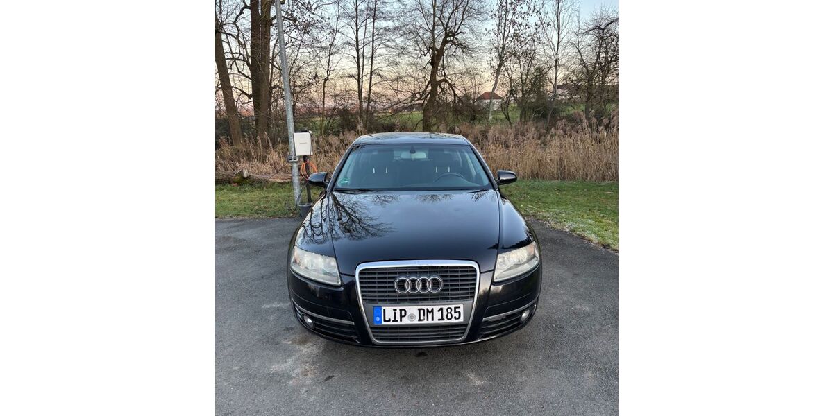 Audi A6 271.000 km 2.950 &euro; Lage 32791