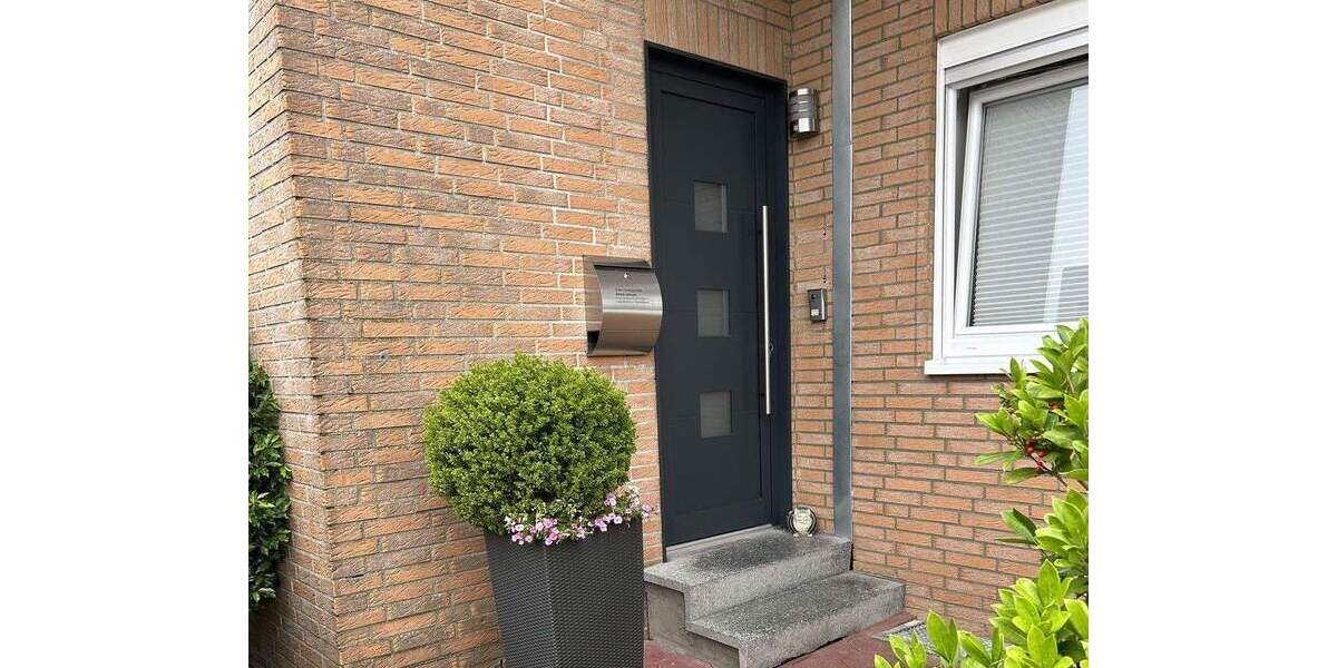 Etagenwohnung Oerlinghausen - 4 Zimmer, 106 m&sup2;, 245.000&euro; | Angebot:25291888