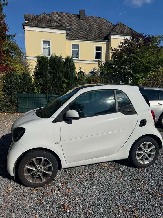 Smart forTwo 89.000 km 8.900 € Bielefeld 33729