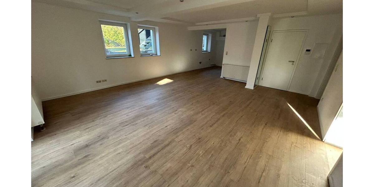 Etagenwohnung Herford Innenstadt - 2 Zimmer, 69 m&sup2;, 695&euro; | Angebot:26117610