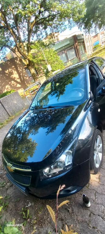 Chevrolet Cruze 238.000 km 3.700 € Hiddenhausen 32120