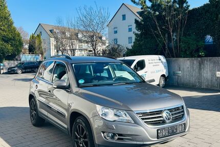 VW Tiguan 215.000 km 7.500 &euro; Bielefeld 33647