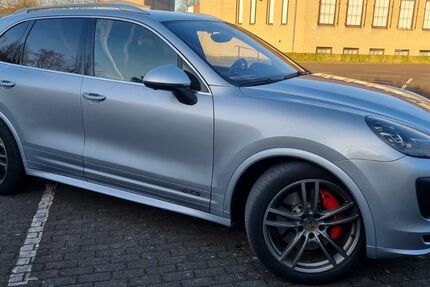 Porsche Cayenne 171.000 km 36.900 &euro; Bielefeld 33689