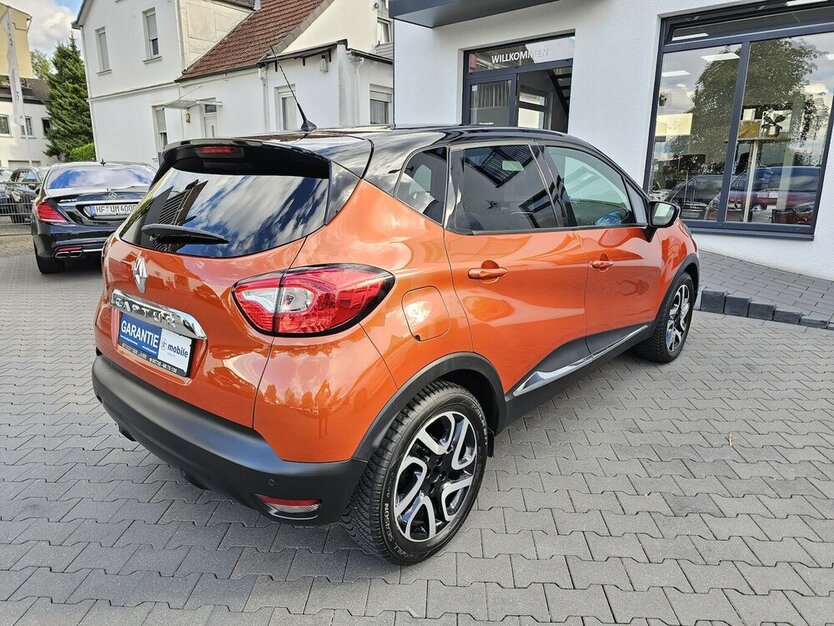 Renault Captur 1.2 TCe Luxe AUTOMATIK NAVI KAMERA 108.635 km 10.790 € Löhne 32584