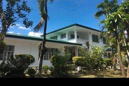 Große Immobilie Wohnanlage HausInvestment auf den Philippinen 12 zimmer