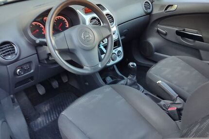 Opel Corsa 185.000 km 1.900 € Paderborn 33102