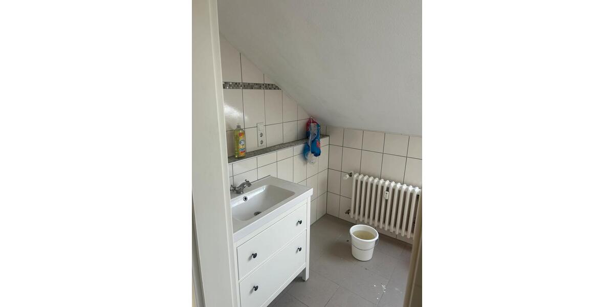 Dachgeschoßwohnung Bielefeld Heepen - 3 Zimmer, 73 m&sup2;, 750&euro; | Angebot:26663993