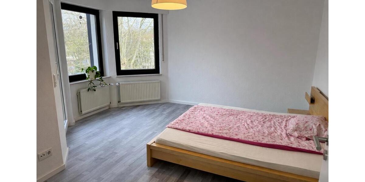 Etagenwohnung Bad Oeynhausen - 2 Zimmer, 75 m&sup2;, 650&euro; | Angebot:25792016