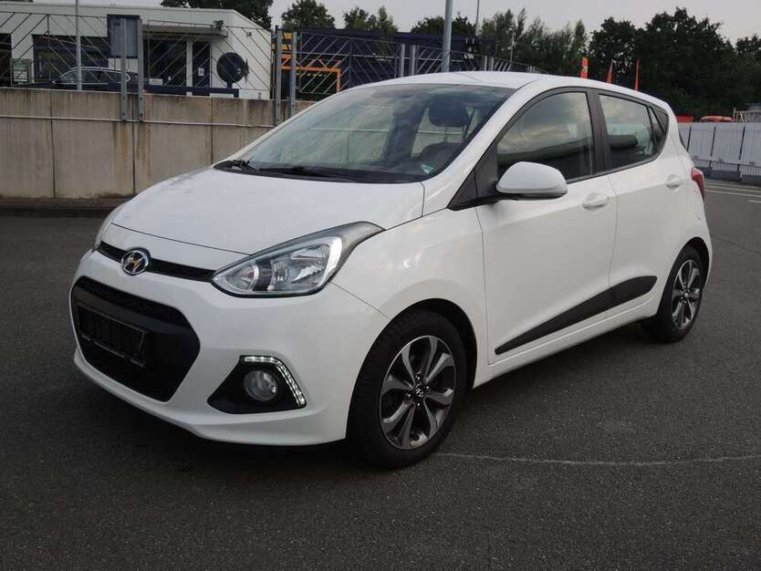 i10