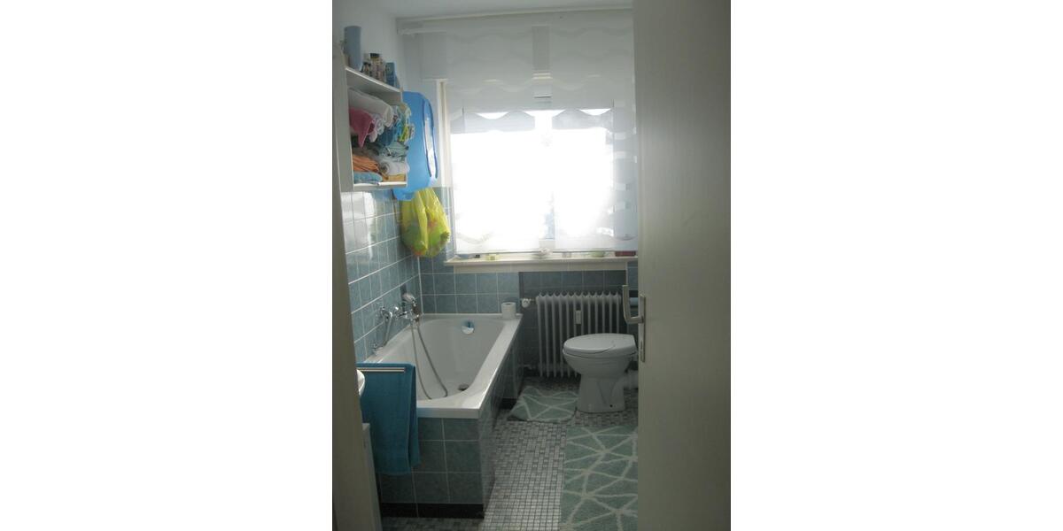 4-Zim.-Wohnung mit Balkon, Garage u. Gartennutzung in zentraler Lage von Halle, Westf. 4 zimmer