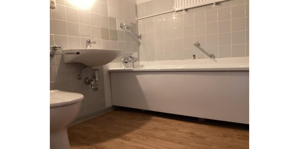 Etagenwohnung Bielefeld Jöllenbeck - 3 Zimmer, 76 m&sup2;, 408&euro; | Angebot:24446478
