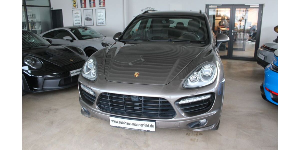 Porsche Cayenne 146.142 km 28.390 &euro; Löhne 32584