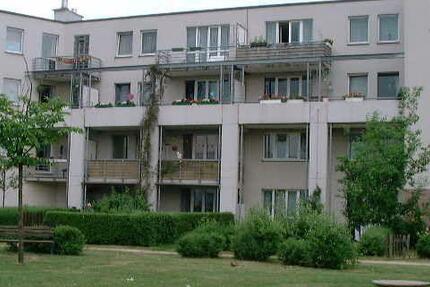 Jetzt zugreifen: günstig geschnittene 2-Zimmer-Wohnung (WBS) zimmer