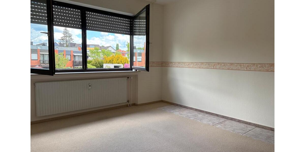 Etagenwohnung Bad Salzuflen - 3 Zimmer, 90 m&sup2;, 950&euro; | Angebot:26679297