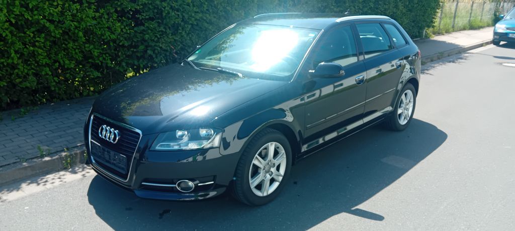 Audi A3 136.000 km 8.500 &euro; Lage 32791
