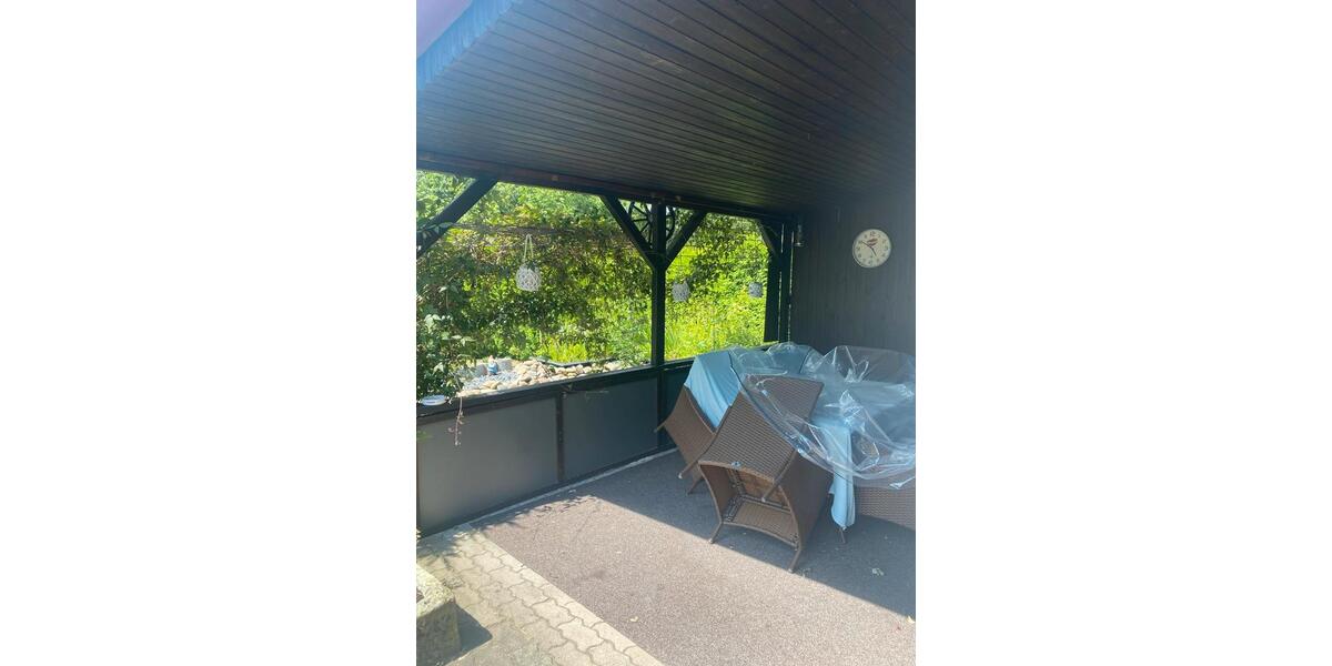 Reihenhaus Detmold - 8 Zimmer, 420.000&euro; | Angebot:23167919