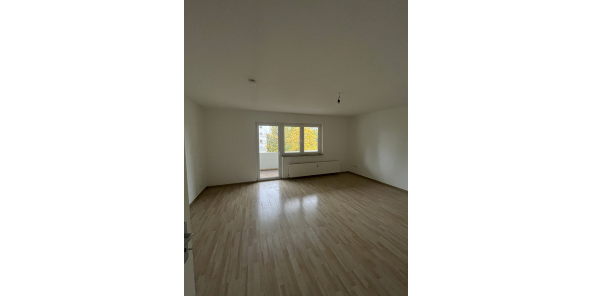 Etagenwohnung Oerlinghausen - 3 Zimmer, 80 m&sup2;, 585&euro; | Angebot:21474941