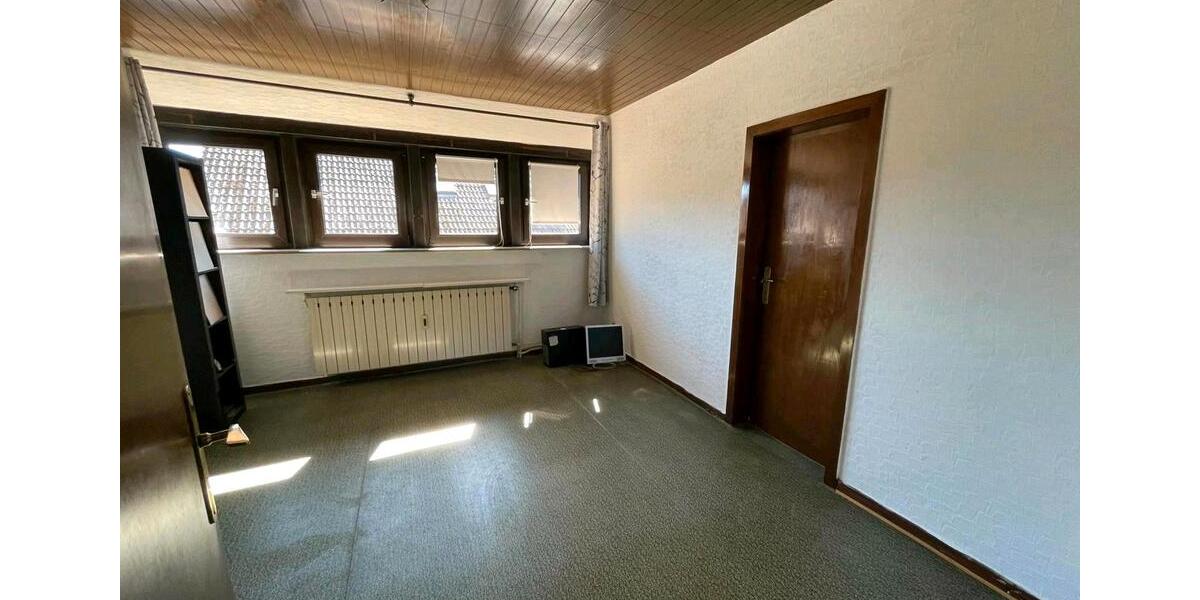 Dachgeschoßwohnung Hiddenhausen - 3 Zimmer, 70 m&sup2;, 153.000&euro; | Angebot:26407367