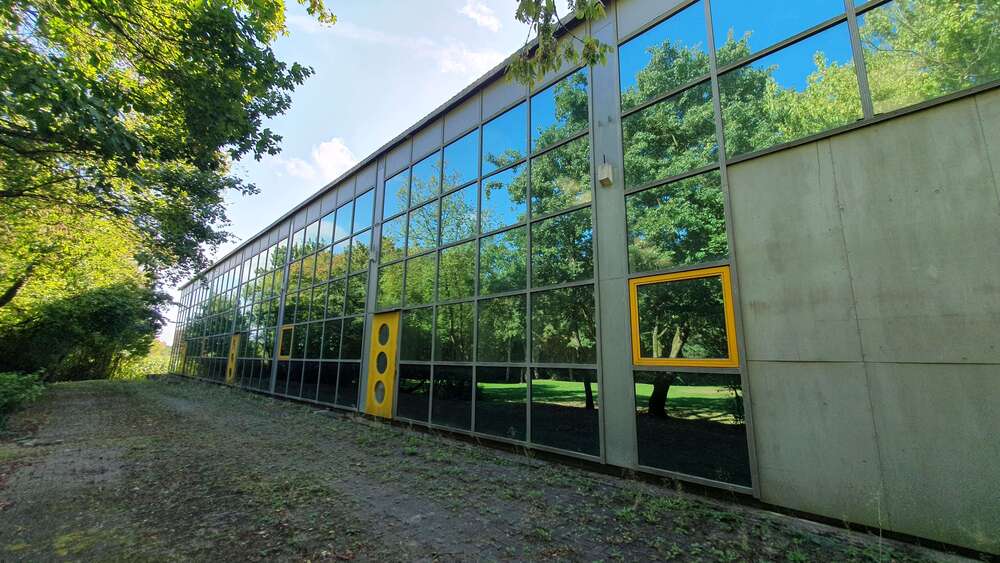 Halle in Bad Salzuflen-Lockhausen 3.200.000 € 5350 m² zimmer