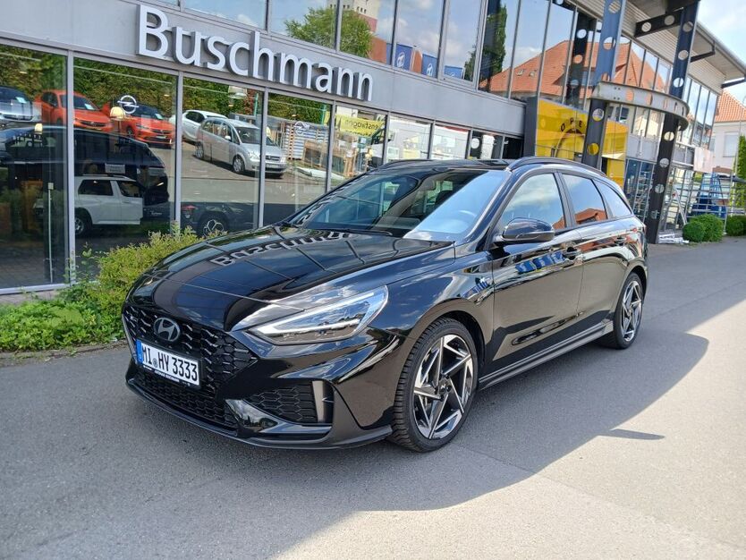 Hyundai i30 3.500 km 32.890 € Herford 32049