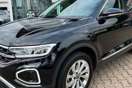 VW T-Roc 14.200 km 28.990 € Bad Oeynhausen 32549