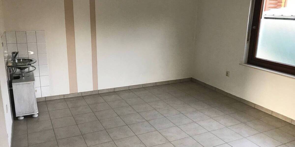 Gewerbeobjekt Bünde Ennigloh - 2 Zimmer, 35 m&sup2;, 300&euro; | Angebot:25801193
