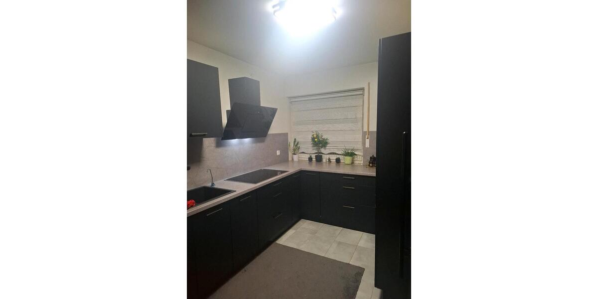 Reihenhaus Detmold - 6 Zimmer, 178 m&sup2;, 360.000&euro; | Angebot:25164736