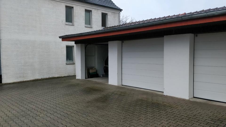 Garagen / Stellplätze Bielefeld Schildesche - 90&euro; | Angebot:26302832