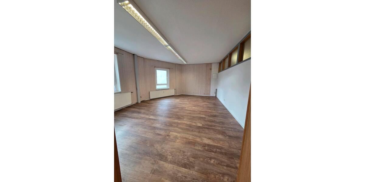 Gewerbeobjekt Bielefeld Brackwede - 1.300&euro; | Angebot:25662920