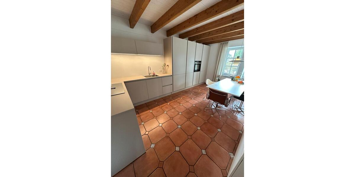 Maisonettenwohnung Hiddenhausen - 3 Zimmer, 157 m&sup2;, 1.350&euro; | Angebot:25635937