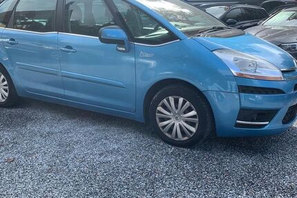 Citroen C4 Picasso 113.000 km 1.999 € Detmold 32758
